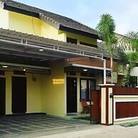 Guest House Puri 3 Bedroom AC