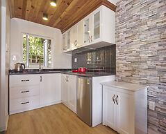 Little Colmar - Homestay & Pottery Studio