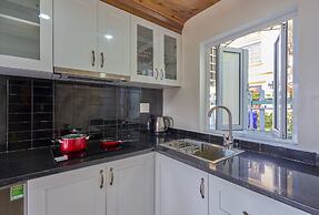 Little Colmar - Homestay & Pottery Studio