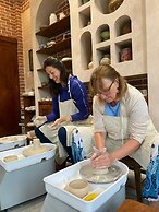 Little Colmar - Homestay & Pottery Studio