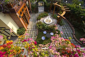 Little Colmar - Homestay & Pottery Studio