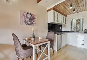 Little Colmar - Homestay & Pottery Studio