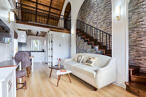 Little Colmar - Homestay & Pottery Studio