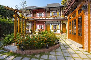 Little Colmar - Homestay & Pottery Studio