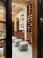 Little Colmar - Homestay & Pottery Studio