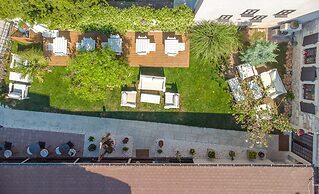 Urla Taş Konak Otel