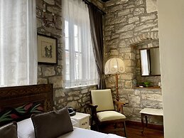 Urla Taş Konak Otel