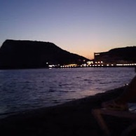 Stunning Beach Apart-sleeps 5! Pool & Sea Views!