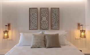 Kissos Luxury Suites