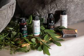 Kissos Luxury Suites