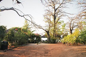 Jerreh Camp Lodge