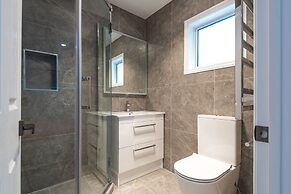 Brand New 5BR home with view of the sea