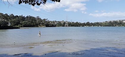 Brand New 5BR home with view of the sea