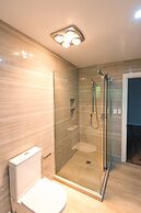 Brand New 5BR home with view of the sea