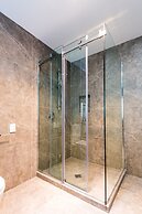 Brand New 5BR home with view of the sea