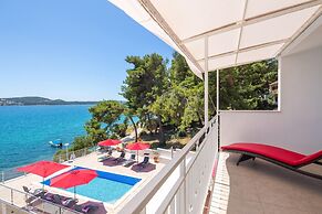 Gem of the Sea Alenka