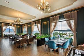 Lupin Boutique Hotel