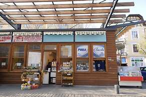 Private rooms in the TOP center