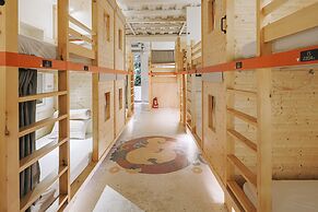 A-Shin Tainan Hostel