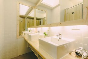 A-Shin Tainan Hostel