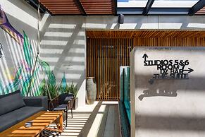 Diez Diez Collection