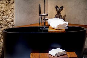 Diez Diez Collection