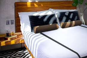 Diez Diez Collection