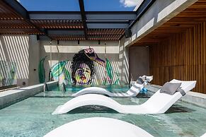 Diez Diez Collection