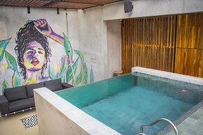 Diez Diez Collection