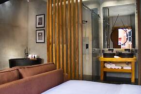 Diez Diez Collection