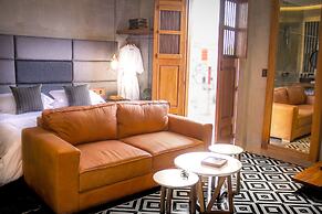 Diez Diez Collection