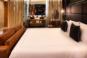 Diez Diez Collection