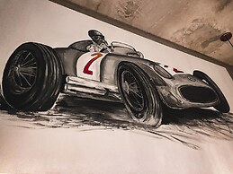 Diez Diez Collection