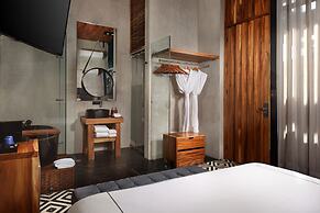 Diez Diez Collection