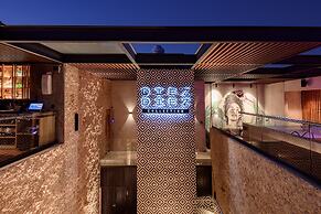 Diez Diez Collection