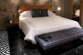 Diez Diez Collection