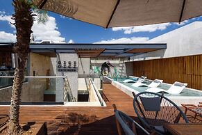 Diez Diez Collection