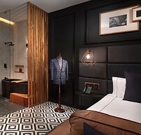 Diez Diez Collection