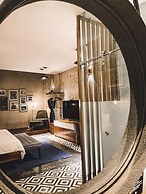 Diez Diez Collection