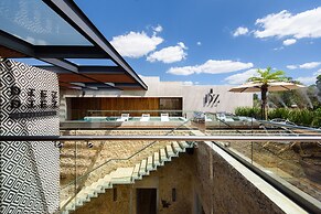 Diez Diez Collection