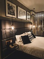 Diez Diez Collection