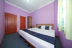 OYO Capital O 89876 Safari Hotel