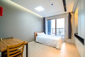 Sokcho Daemyeong Samsung Home Prestige Pension