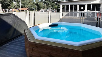 Ursand Resort & Camping