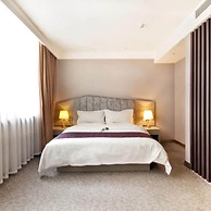 Urba Hotel · Xi'an North Railway Station