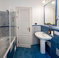 Chateau 9 Apartments by Adrez Living