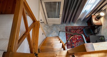 Chateau 9 Apartments by Adrez Living