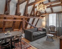 Chateau 9 Apartments by Adrez Living