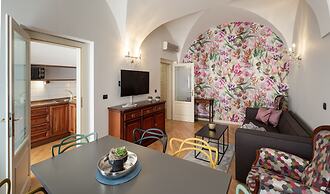 Chateau 9 Apartments by Adrez Living