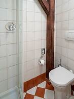 Chateau 9 Apartments by Adrez Living